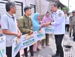 Plt Bupati Sukoharjo Pimpin Penyaluran Bantuan Rehab RTLH Baznas di Dua Kecamatan