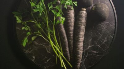 Berikut Ini 5 Manfaat Kesehatan dari Wortel Hitam yang Mungkin Belum Anda Ketahui