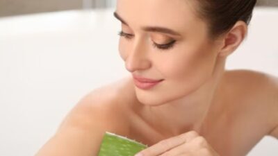 Tips Perawatan Kulit Rumahan: Dari Lidah Buaya” untuk “Stretch Mark” hingga Oatmeal untuk Eksim
