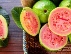 Berikut Ini 6 Manfaat Kesehatan dari Jambu Biji Merah, Buah yang Aman Bagi Penderita Diabetes