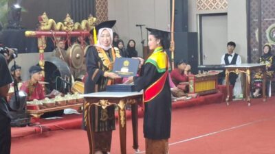 Wisuda Univet Bantara Sukoharjo Periode Oktober 2026, Diikuti 400 Wisudawan, 252 Diantaranya Raih Predikat Cumlaude