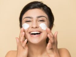 Dapatkan Kulit Berkilau dengan Mencoba Masker Wajah Rumahan Ini
