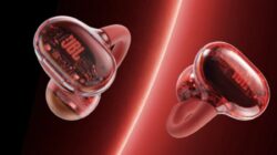 JBL Meluncurkan Soundgear Clips Edisi Spesial “Tourmaline Red” dengan Diafragma Berlapis Titanium