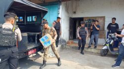 Polisi dan Satpol PP Sukoharjo Gelar Operasi Pekat, 360 Botol Ciu Diamankan