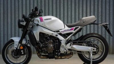 Memperkenalkan Yamaha XSR900 Model 2027 dengan Warna Neon White, Motor Besar Bergaya Klasik
